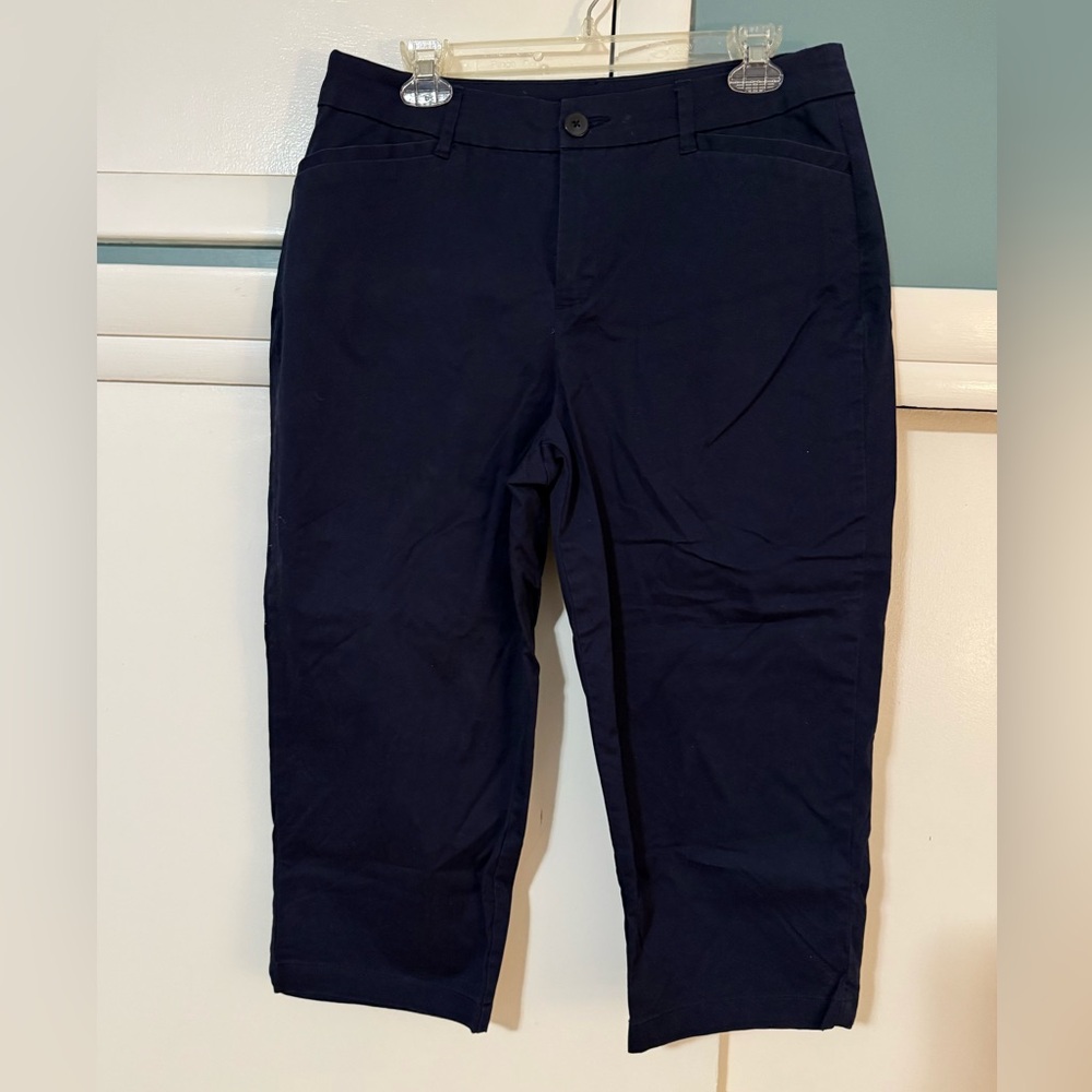 Croft & Barrow capri pants - size 12